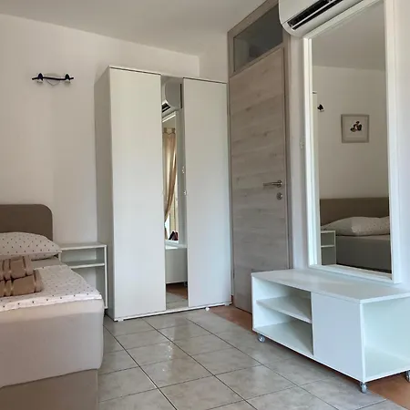 Simoneta Lejlighed Malinska